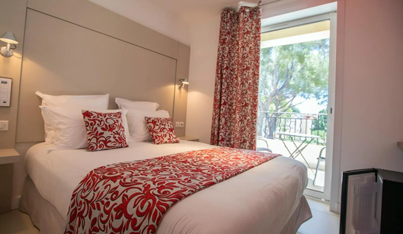 ***  Hotel De La Plage - Hdlp Bormes-les-Mimosas France