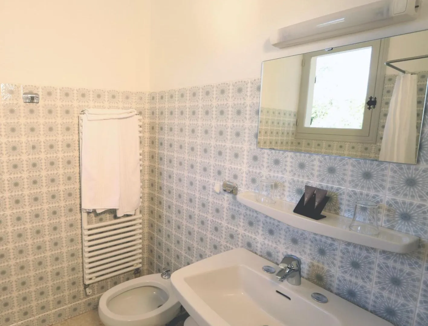 Hotel De La Plage - Hdlp Bormes-les-Mimosas 3*,